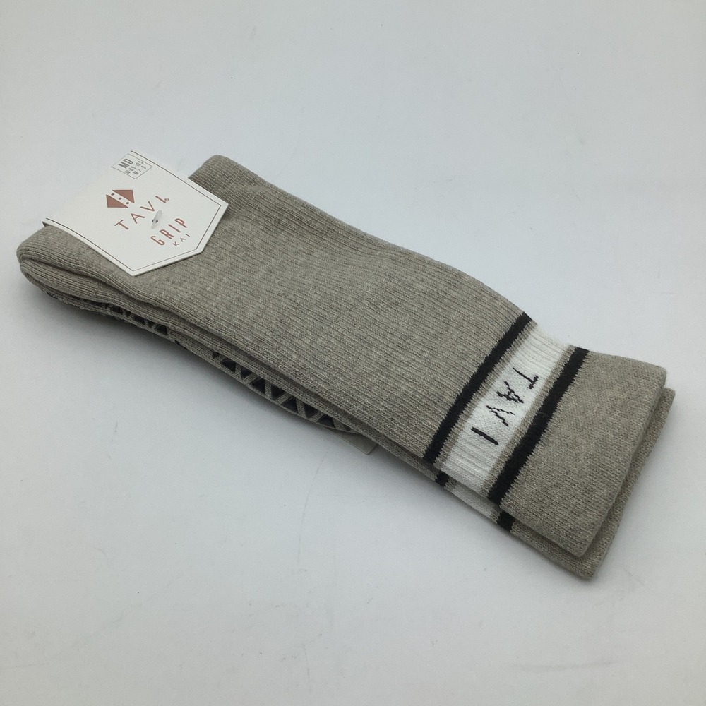 Tavi Grip Kai Crew Socks Shitake Heather Yoga Pilates Barre Size Medium New